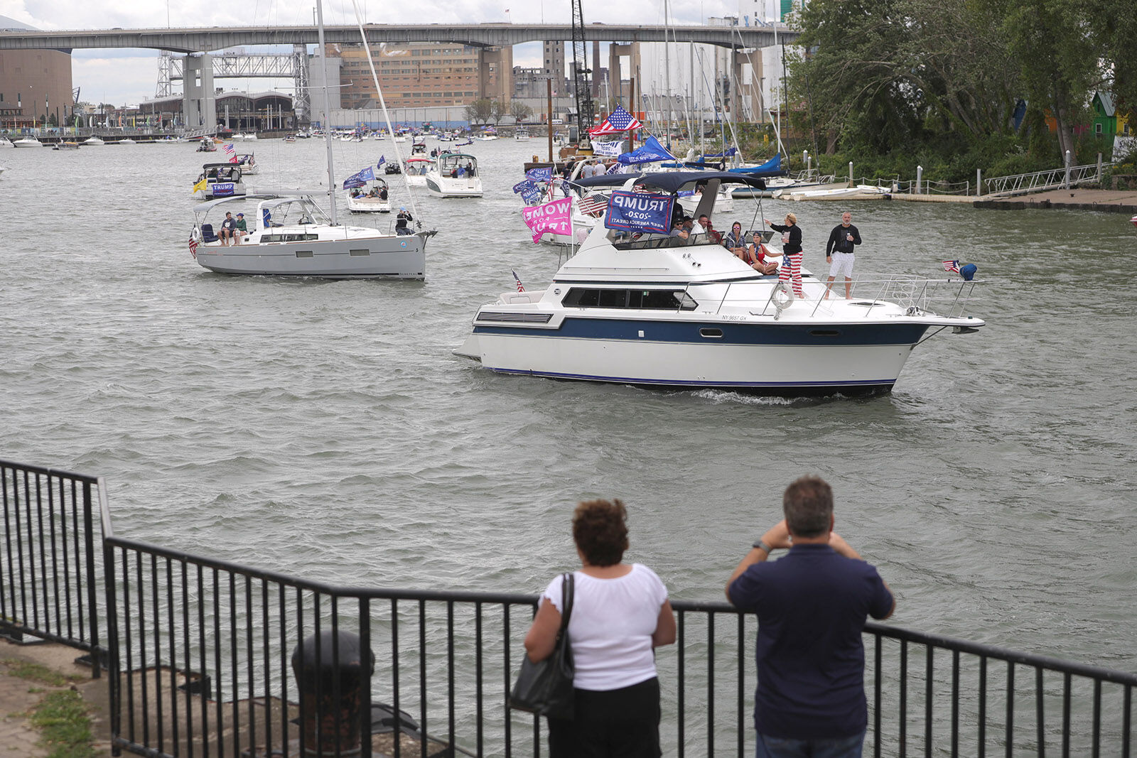 Bikers and boaters parade for President Trump